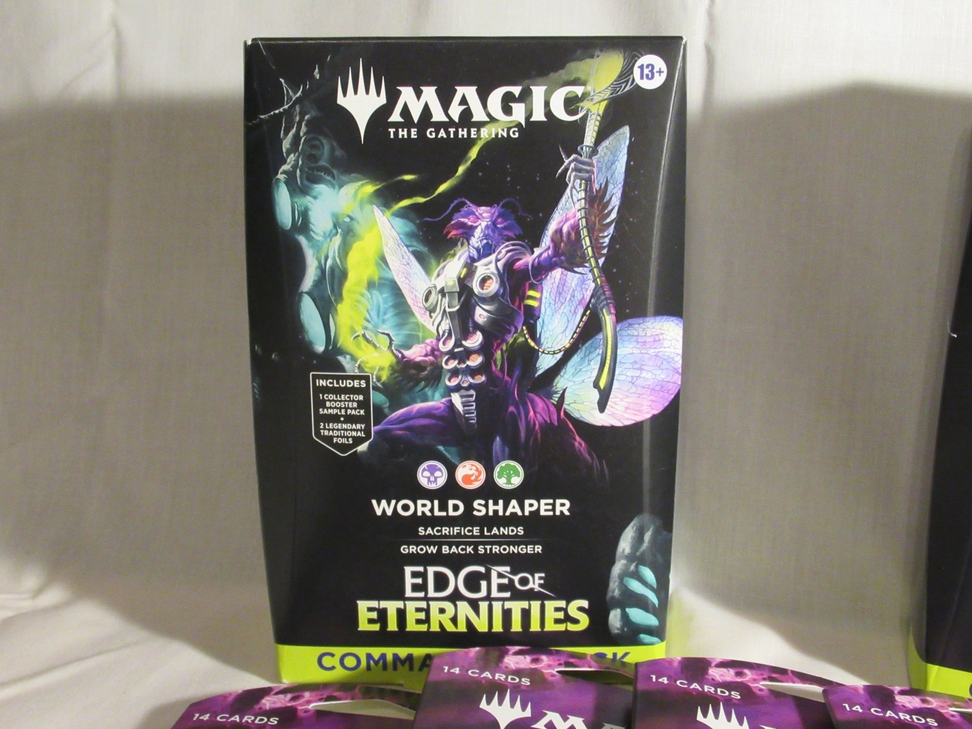 Magic The Gathering: Edge of Eternities Commander Bundle - GrifTronics